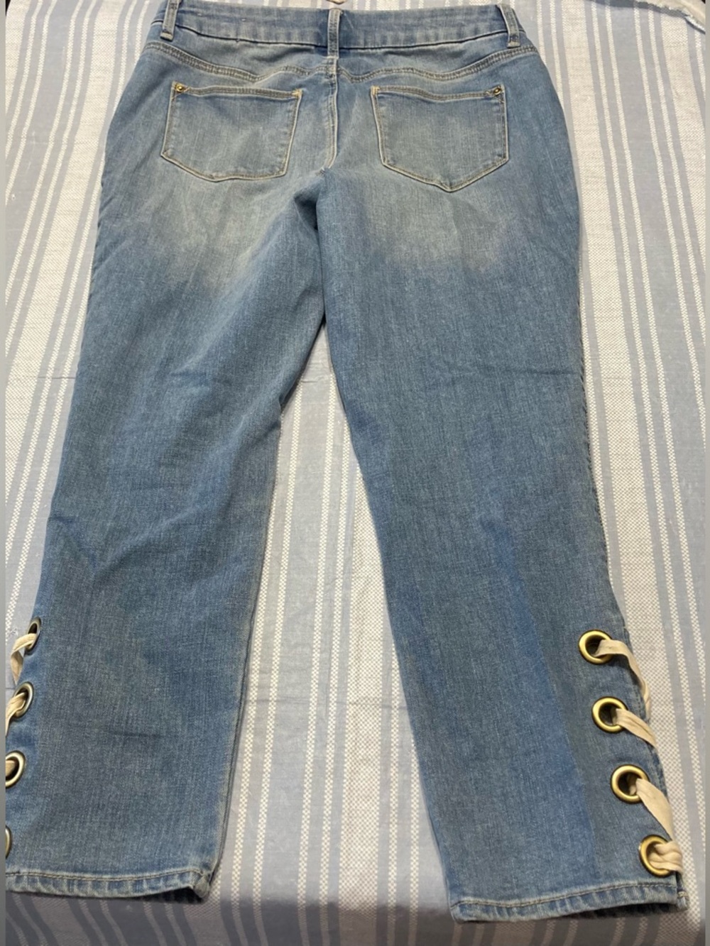 Chico's “So Slimming Girlfriend Slim Leg Ankle” blue denim pants. - Picture 6 of 7